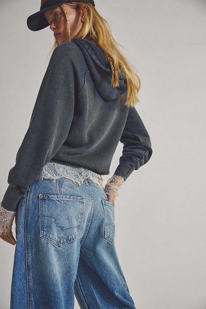 Free People Good Luck Barrel Jeans (Ultra Light Beam)