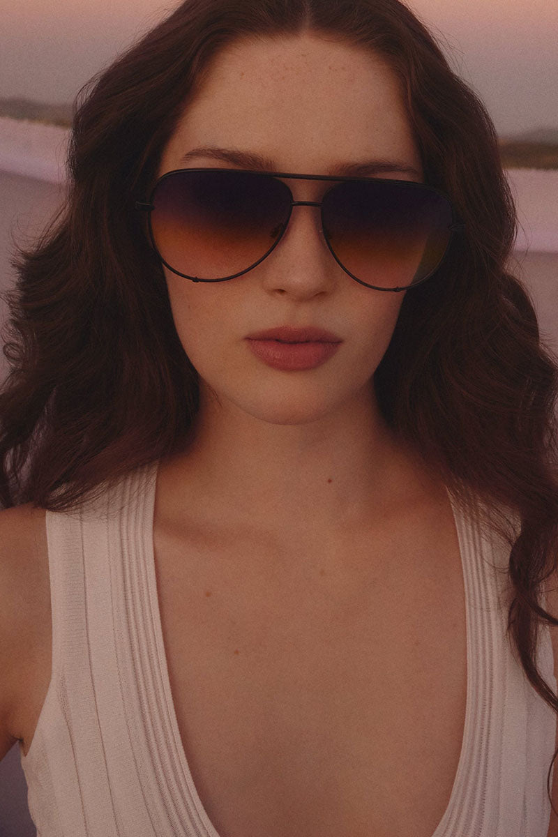 QUAY High Key XL Sunglasses - black/dusk poppy – Salt + Sea display picture 1