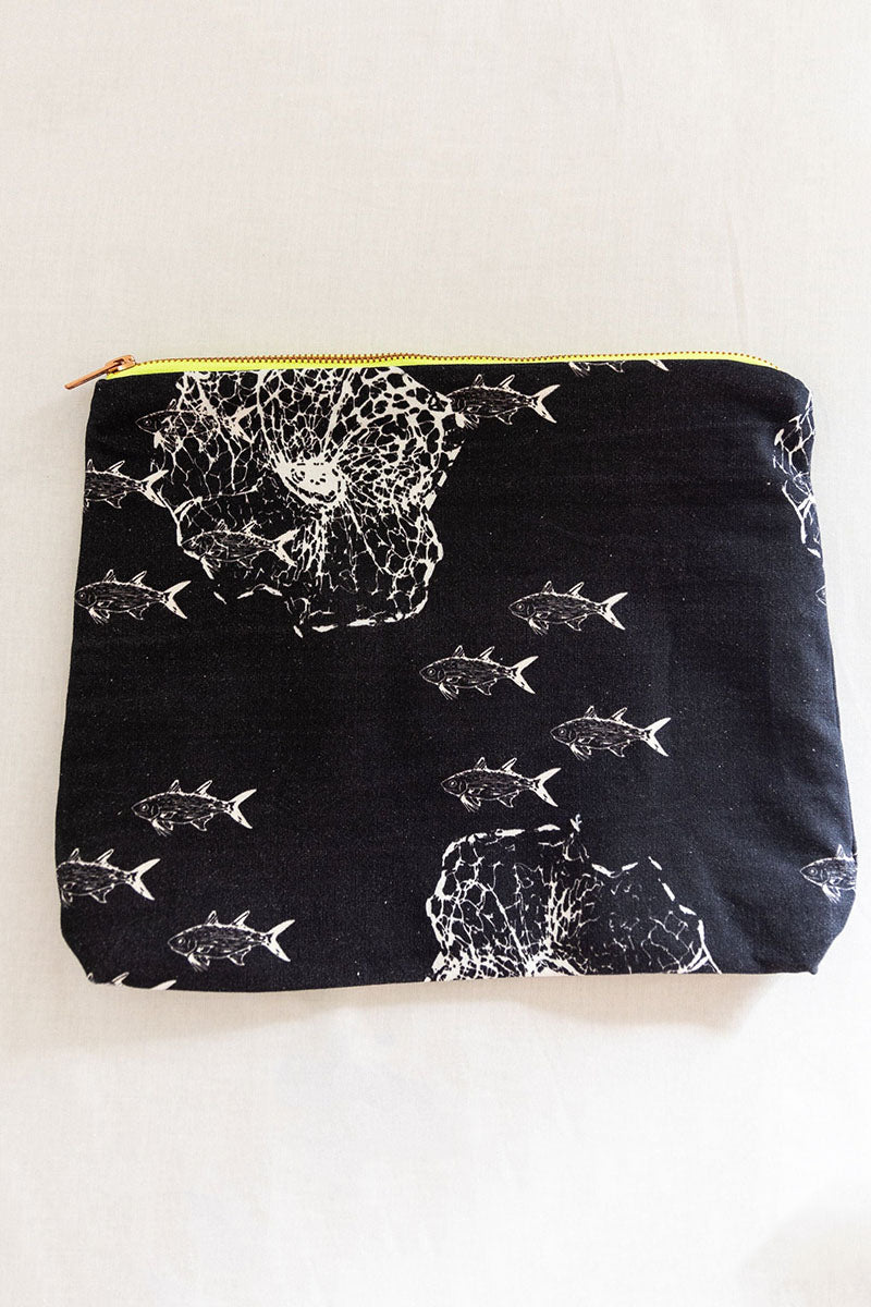 Canvas Pouch Med.