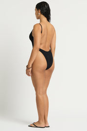 Bond-eye Everly One Piece (Black)