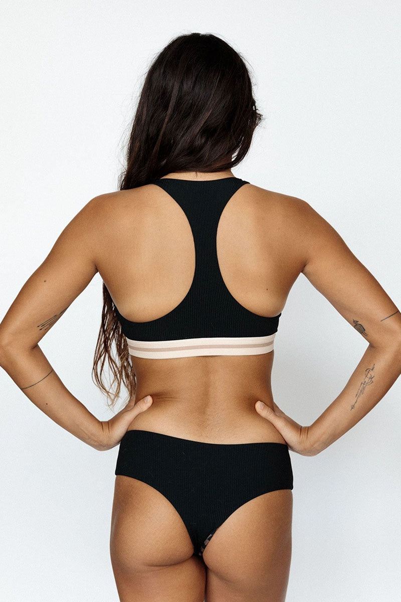BlackRibbedActive3_web_2a686b66-ed14-40f4-b5b0-acbc3acfcaf6.jpg