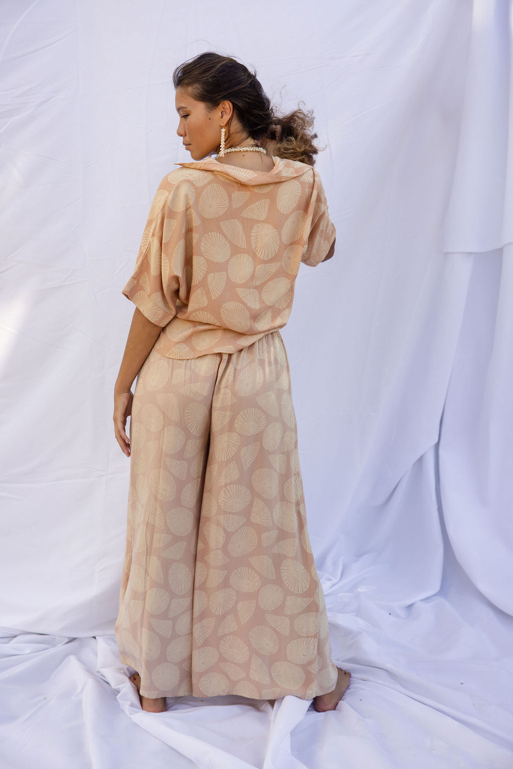 Maile Pant Print - Opihi Apricot