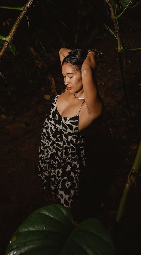 Kai Dress - Lila Hibiscus, Moana Hibiscus, Island Ink