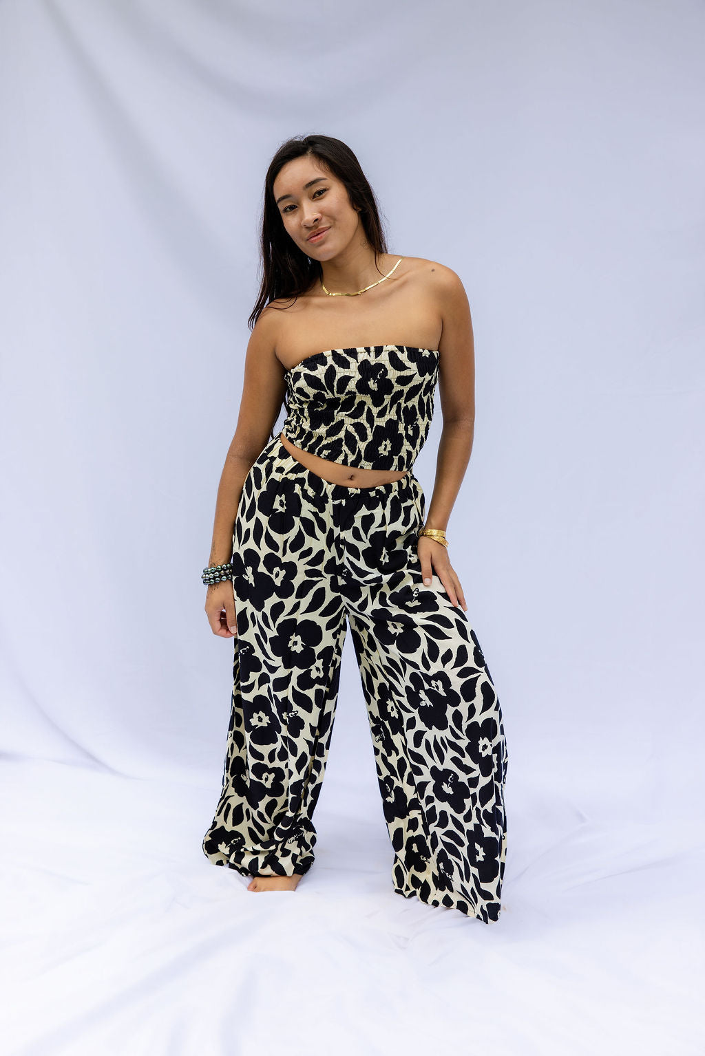 Maile Pants - Moana Hibiscus, Island Ink, Lila Hibiscus