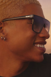 QUAY Nightfall Sunglasses - Black/Dusk