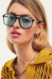 QUAY On The Fly Sunglasses - black/aqua
