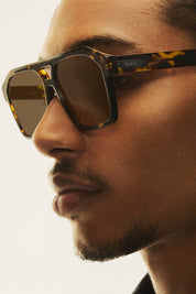 QUAY Soundcheck Sunglasses (Tort Yellow/Tan)