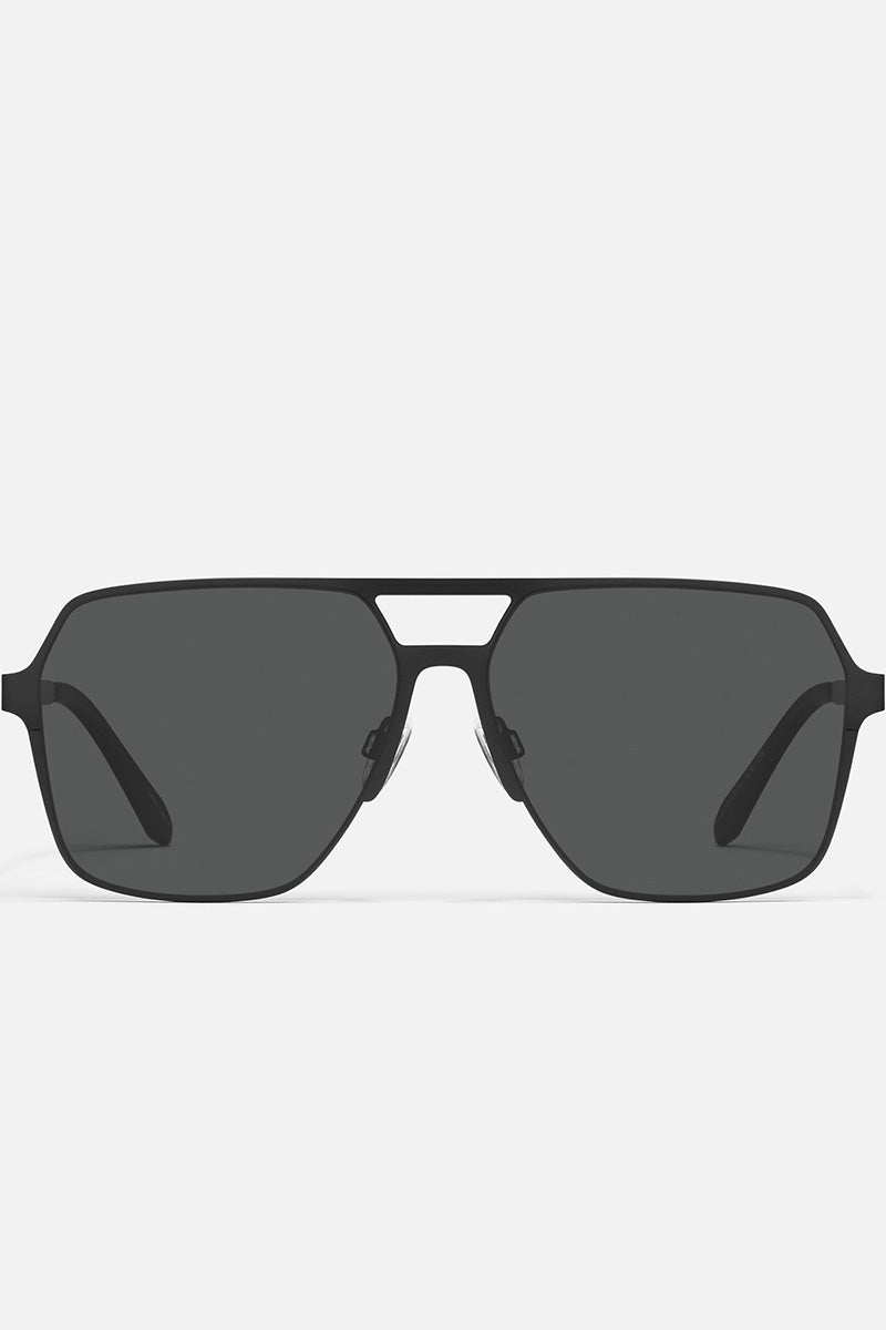 QUAY Backstage Pass Sunglasses - Black
