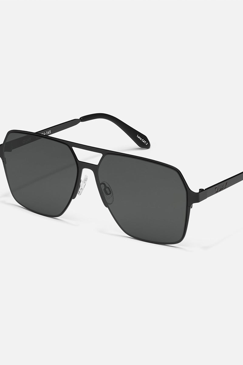 QUAY Backstage Pass Sunglasses - Black