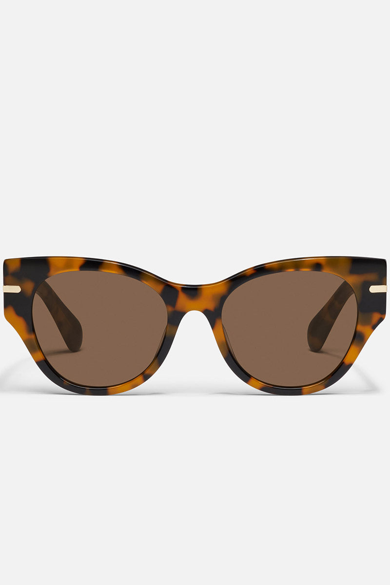 QUAY Chit Chat Sunglasses - Pebble Tort Frame/Brown Lens
