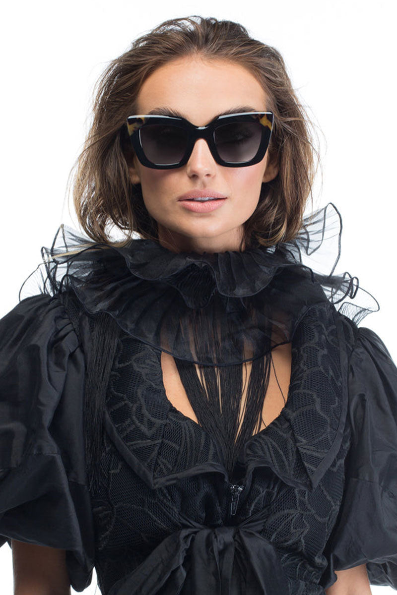 Brigada - Gloss Black Tort Brow / Pol Black Gradient Lens