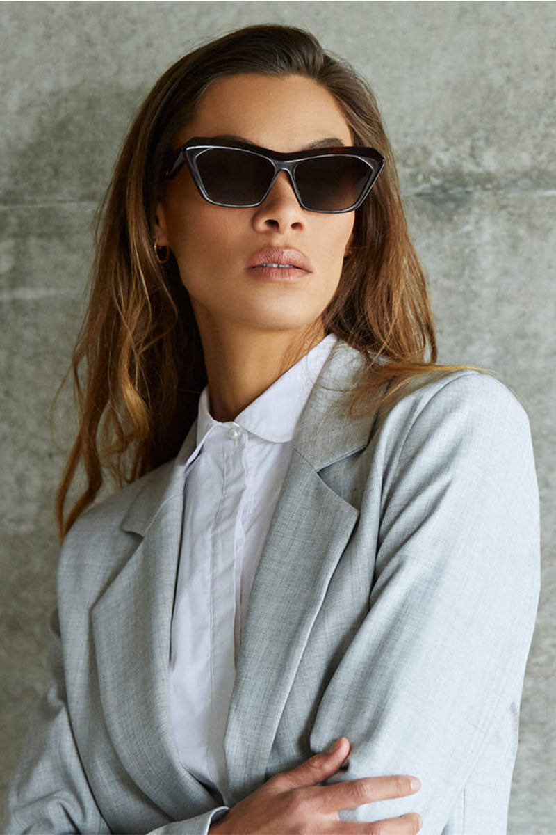 Piaf - Tobacco Tort  / Pol Brown Grad Lens