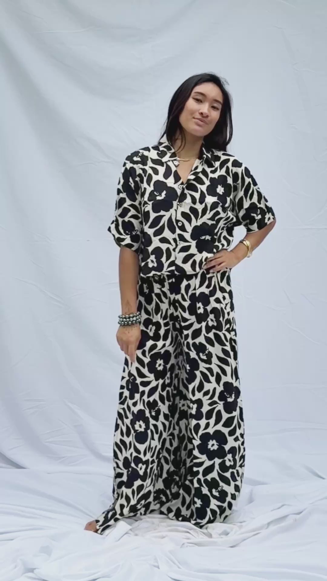 Talia Top - Island Ink, Moana Hibiscus, Lila Hibiscus