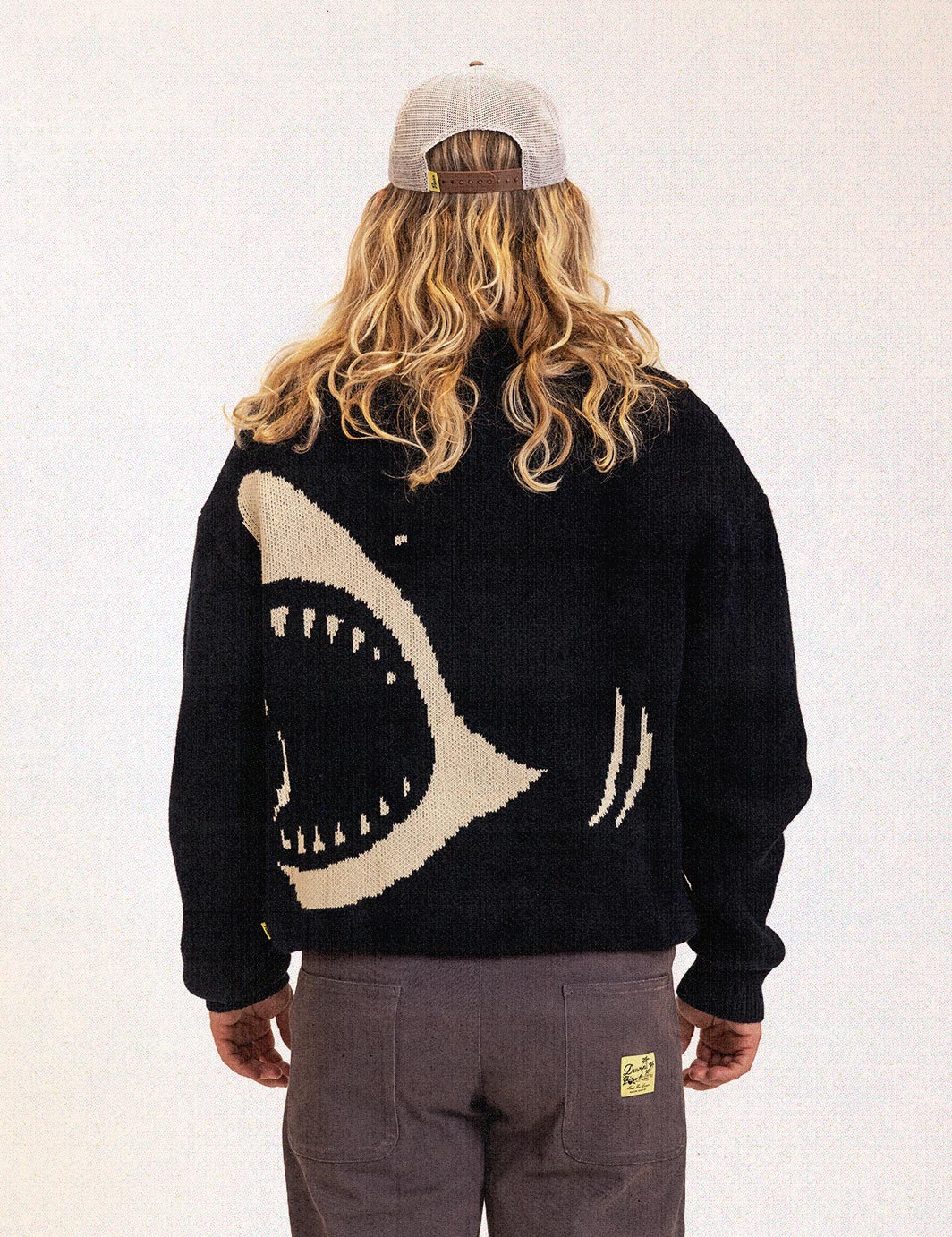DUVIN Shark Crew Knit (Black)