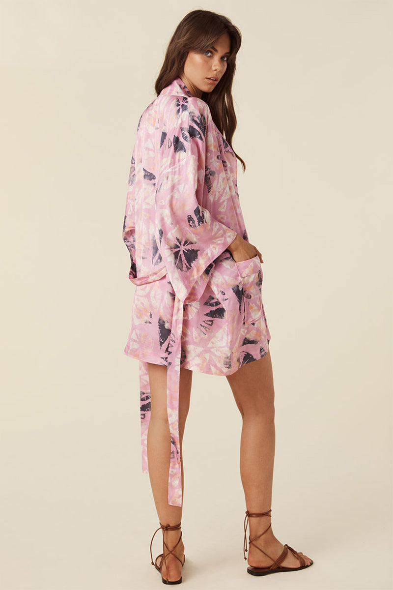 Marshmallow Sky Short Robe
