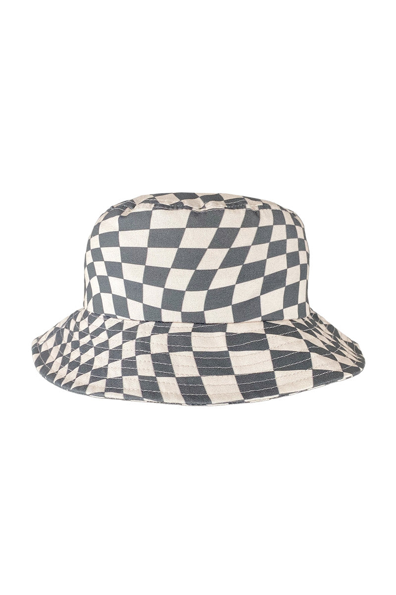 Wavy Bucket Hat