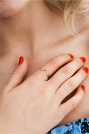 Dainty Chevron Ring SS