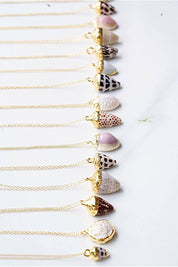 Hawaiian Seashell Necklace White