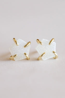 White Druzy Prong